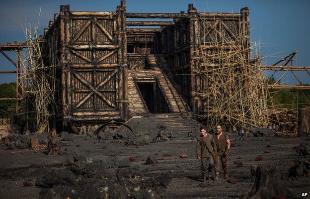 Middle East Ban For Hollywood S Noah Epic Bbc News