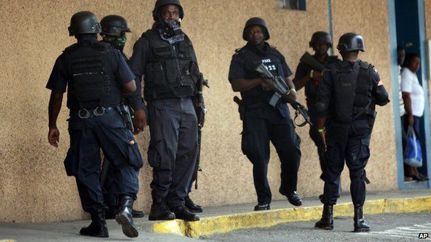 Police in Jamaica (May 2010)