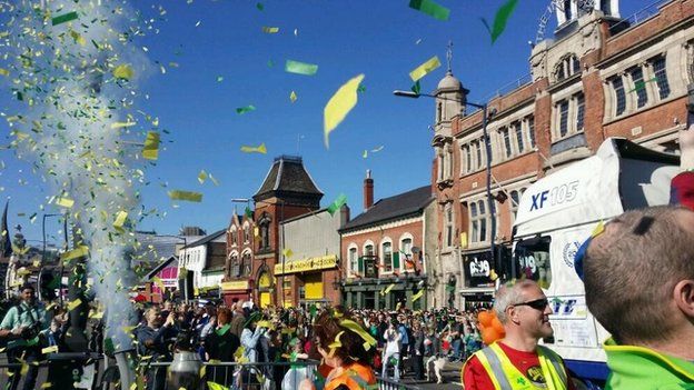 In pictures: St Patrick's Day parades return - BBC News