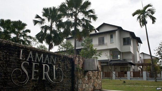 Te residential complex where missing Malaysia Airlines flight MH370 pilot Zahari Ahmad Shah lives in Shah Alam, outside Kuala Lumpur