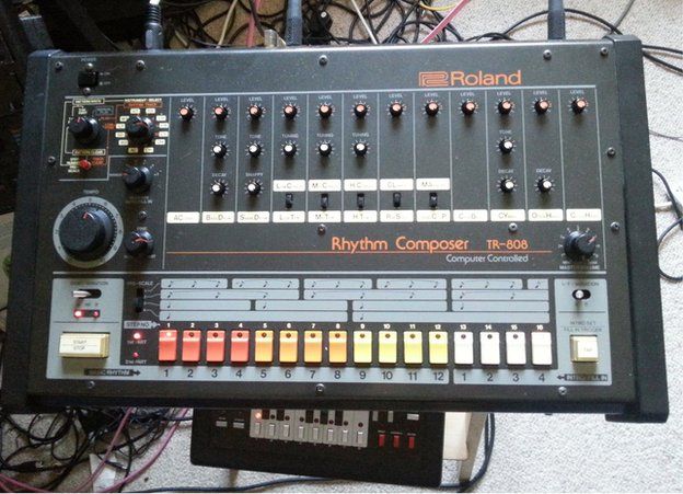 Roland TR-808: The drum machine that refused to die - BBC News