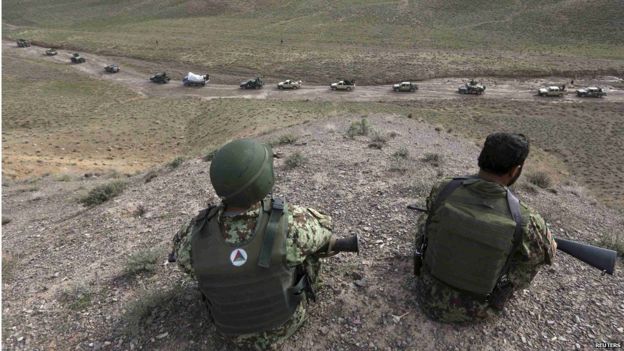 In pictures: Afghanistan prepares for elections - BBC News
