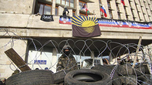 Pro-Russian barricade at Donetsk regional government building, 7 Apr 14