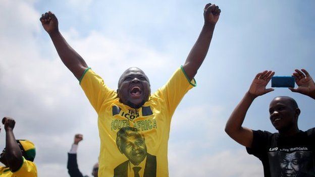ANC supporters in Qunu on 15 December 2013