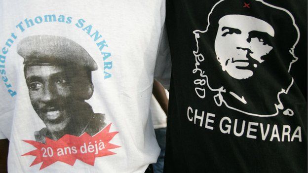 T-shirts (L) reading President Thomas Sankara, already 20 years, and Che Guevara (R) are pictured on 14 October 2007 in Ouagadougou on the eve of the 20th anniversary of the assassination of Burkina Faso's former President Thomas Sankara