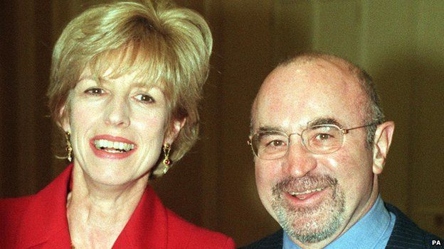 Bob Hoskins with wife Linda in 1997