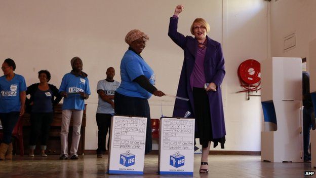 Helen Zille votes in Cape Town