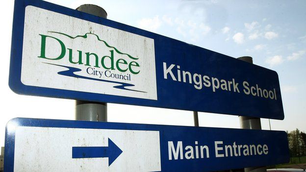 Kingspark sign