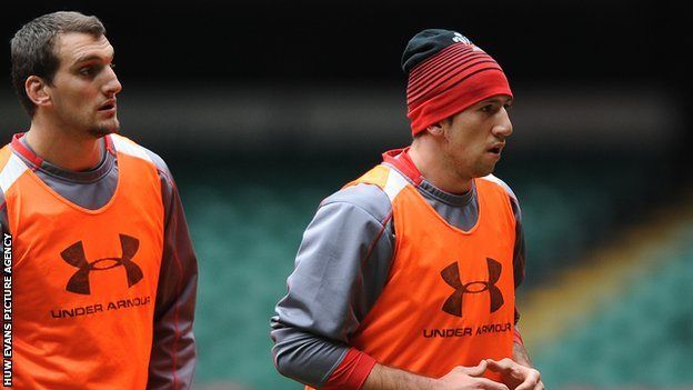 Sam Warburton a Justin Tipuric