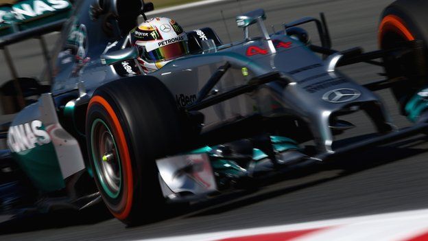Lewis Hamilton in second practice