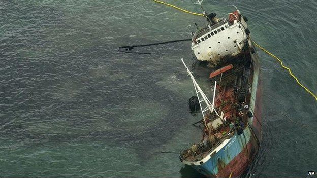An aerial view of the tanker Jessica is seen Saturday, January 20, 2001 in the Galapagos Islands.