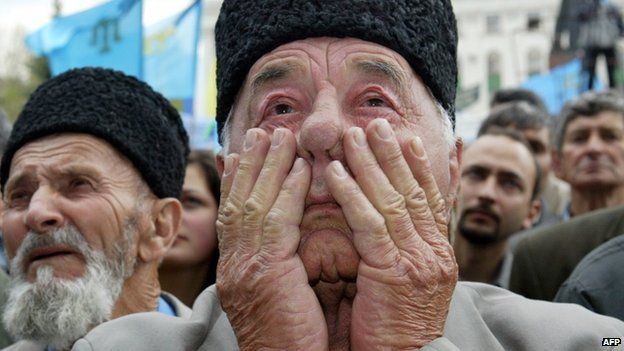 Crimean Tatars at a mass rally in Simferopol (18 May 2014)