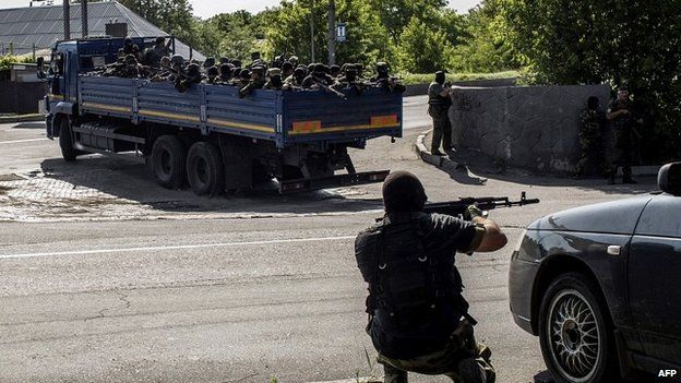 Ukraine Crisis: Stand-off Amid Fight For Donetsk Airport - BBC News