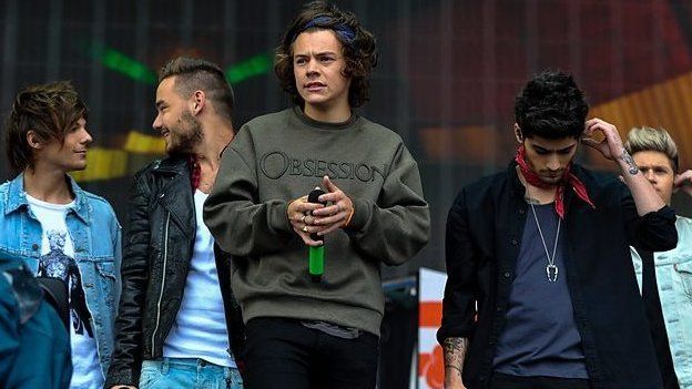 One Direction Member Apologises After Joint Video Bbc News