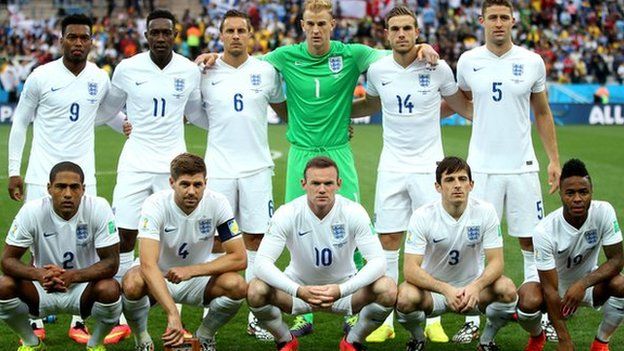 England line up for a team photo prior to their match with Uruguay.