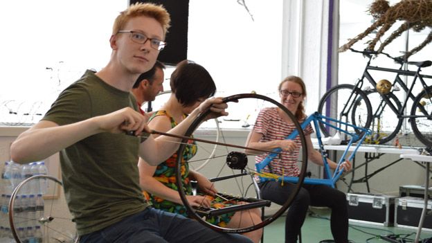 Tour De France Sparks Creative Energy In Yorkshire - Bbc News