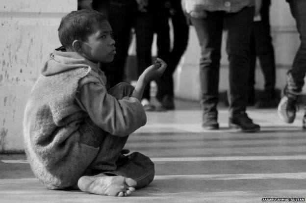 In pictures: Indian child beggars - BBC News