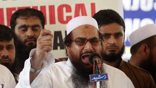 Hafiz Saeed (centre) addresses his supporters in Lahore. Photo: 27 June 2014