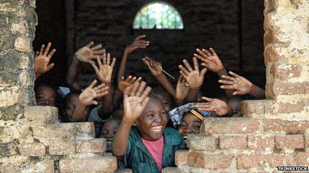 African kids waving