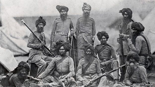 Сикхские солдаты в британском 15-м пенджабском пехотном полку в 1858 году