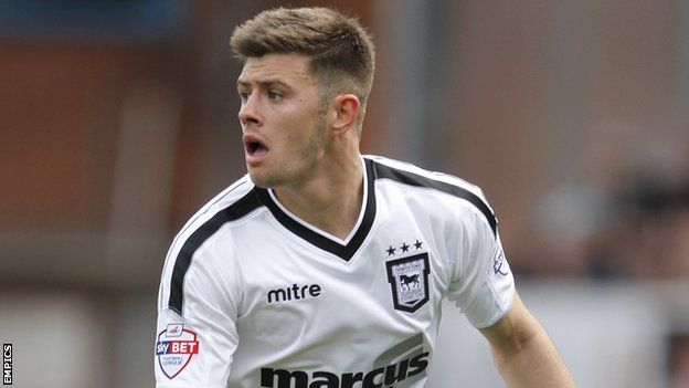 Aaron Cresswell: West Ham United Sign Ipswich Town Defender - Bbc Sport