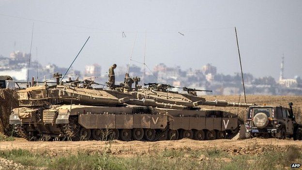 Israeli troops on the Gaza border. 3 July 2014