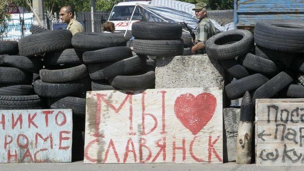 Pro-Russian separatists in Sloviansk, eastern Ukraine, 5 July