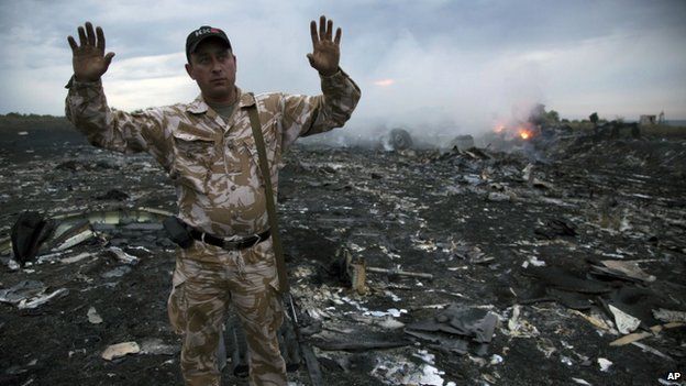 MH17 Air Crash: Battle For Control Of Disaster Inquiry - BBC News