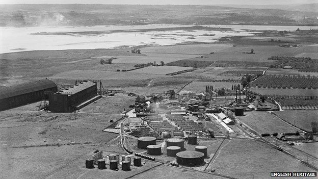 Royal Navy Air Service Airship Station at the Berry Wiggins Oil Refinery and environs, Kingsnorth