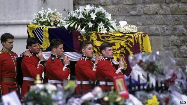 Guardsman carrying the coffin of Diana, Princess of Wales at her funeral in 1997