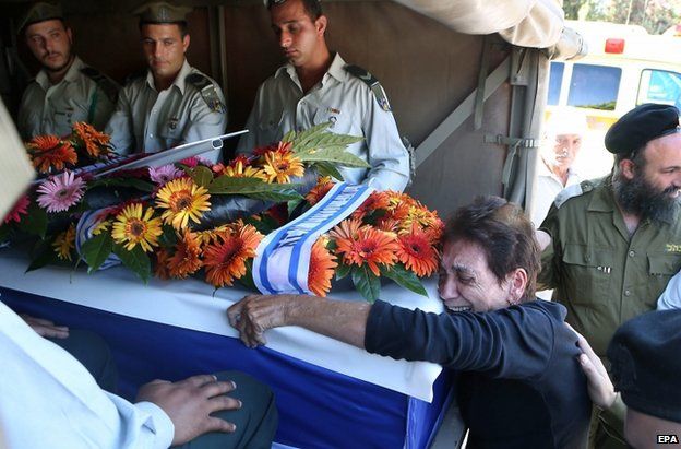 The funeral of an Israeli soldier in Rehovot, Israel, 25 Israel