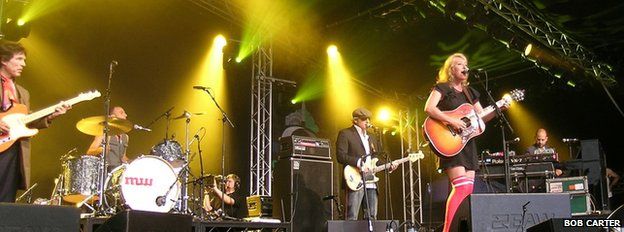 Martha Wainwright and her band at the Cambridge Folk Festival