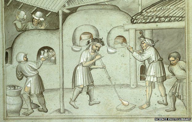 Glass blowing C15th