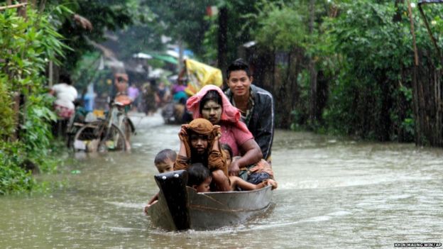 Day in pictures: 4 August 2014 - BBC News