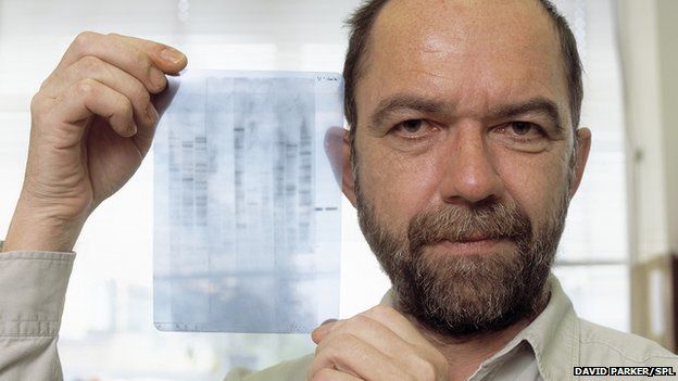 DNA fingerprinting pioneer honoured by Royal Society - BBC News