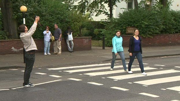 Beatles' Abbey Road crossing could get lollipop lady over safety