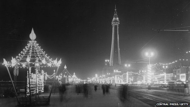 Blackpool Illuminations Donated To Margate Dreamland - BBC News