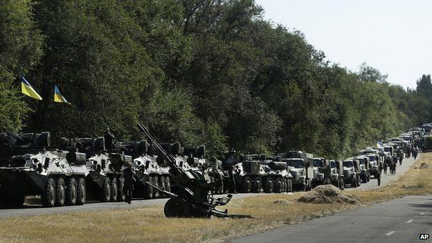 Ukrainian forces prepare for an advance to Mariupol in south-east Ukraine. 27 Aug 2014