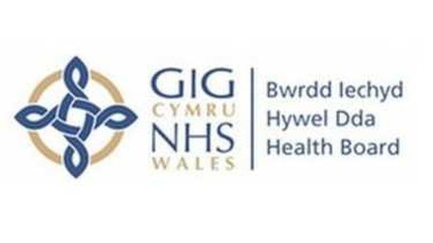 Logo Bwrdd Iechyd Hywel Dda