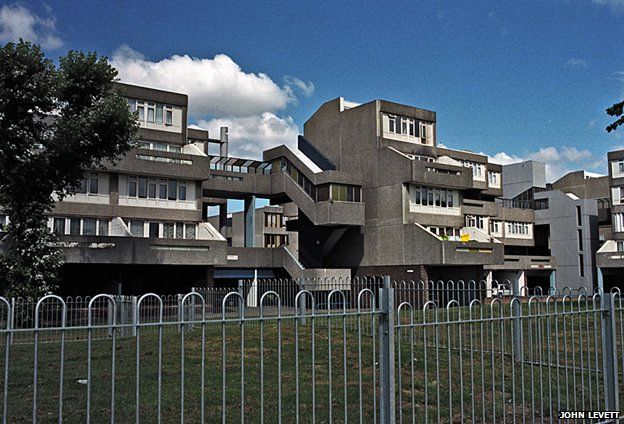 Thamesmead. Bexley. London. Greater London Council. Phase 1. 1967-1972.