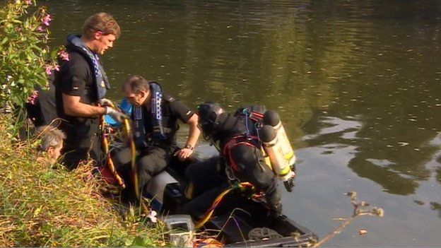 Police diver search of River Avon for missing student Sammuel Amin