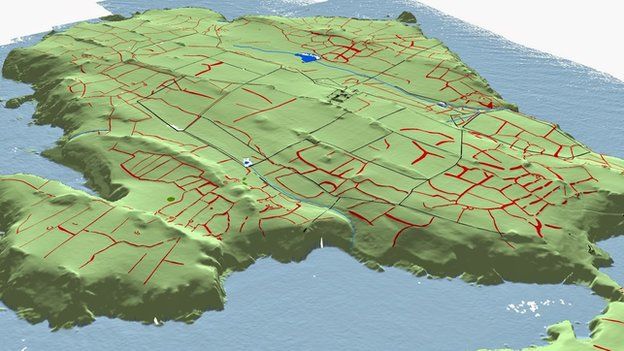 Delwedd 3D o Ynys Sgomer a hôl hen gaeau ffermio