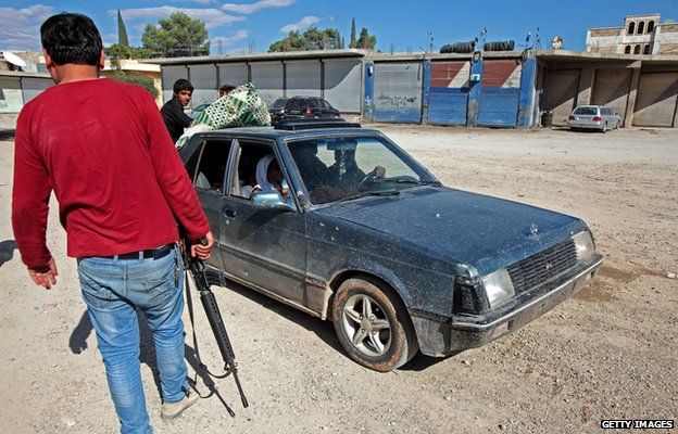 A Kurdish YPG fighter in Kobani on 30 September 2014