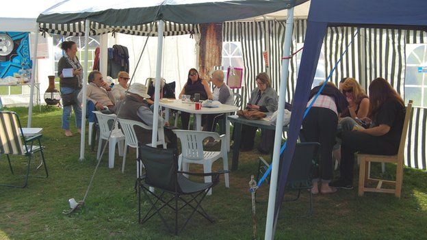 The people behind the Stafford Hospital protest camp - BBC News