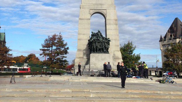 Scene at Ottawa war memorial. 22 Oct 2014