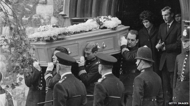 Funeral of officers killed by Harry Roberts