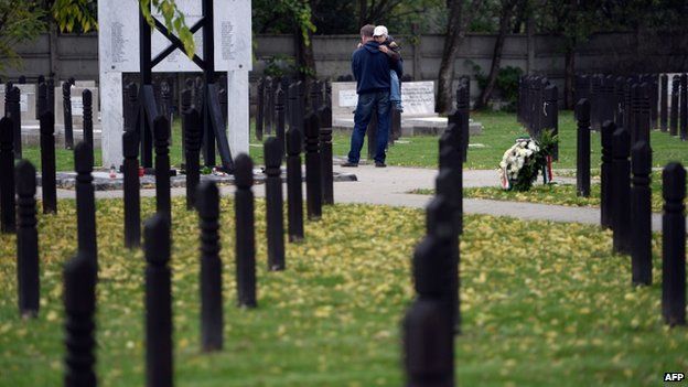 Koztemeto cemetery in Budapest (23 Oct)