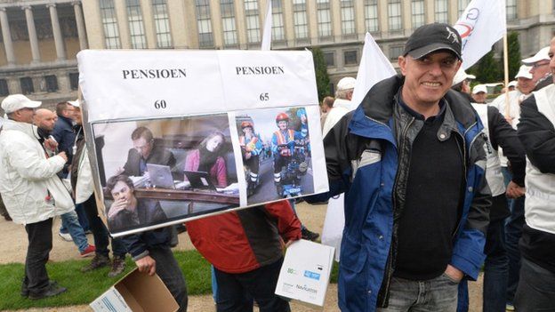Belgian police demonstrate against pension reforms (23 Oct)