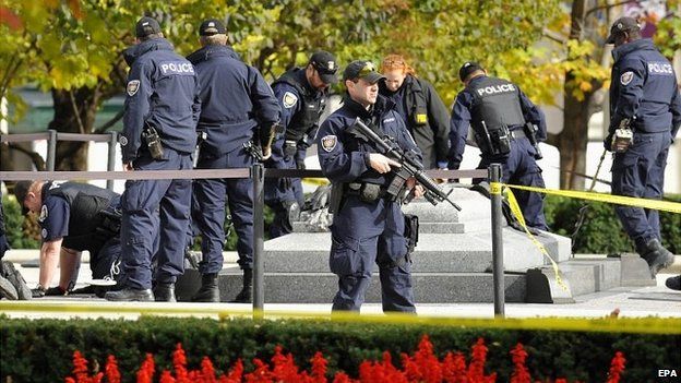Police continue to investigate at the National War Memorial in Ottawa, Canada - 23 October 2014