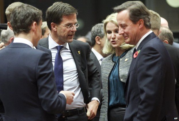 Dutch PM Mark Rutte (2nd L), with Helle Thorning-Schmidt of Denmark (2nd R) and David Cameron